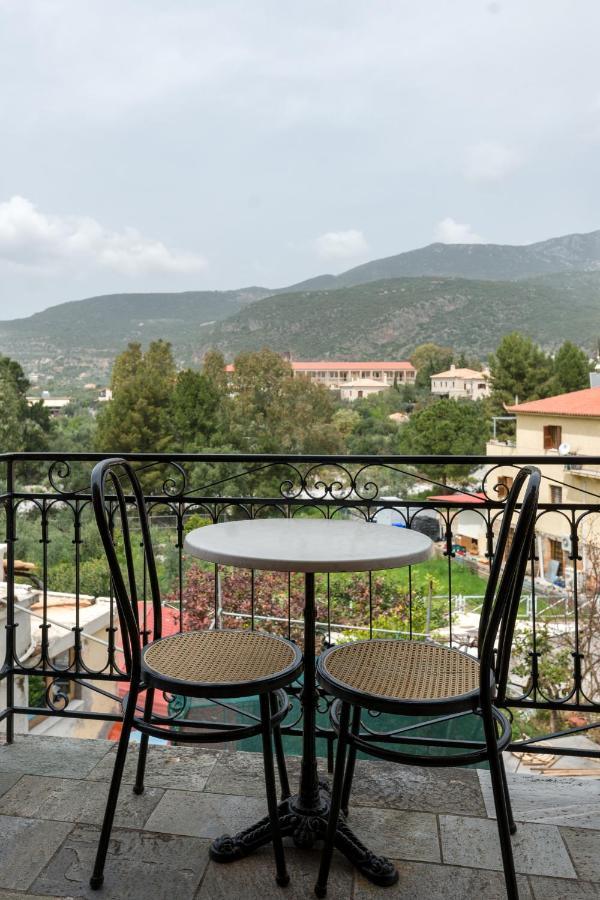 Kastro Aggeliki Apartment Kardhamili Exterior foto